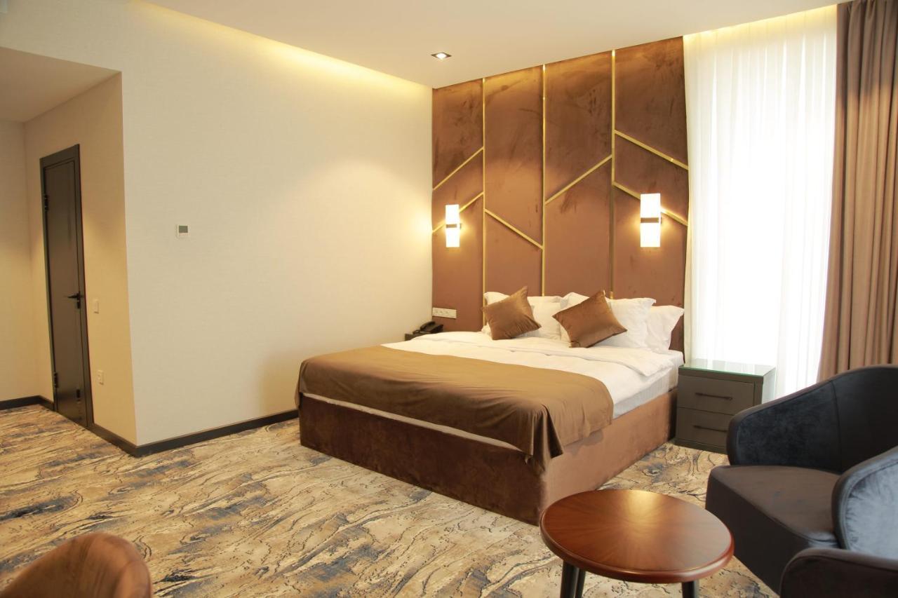 Unique Hotel Tashkent Luaran gambar